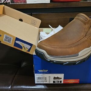 SKETCHERS Men's Tan Slip-On Loafers 10.5 EXTRA WIDE NEW